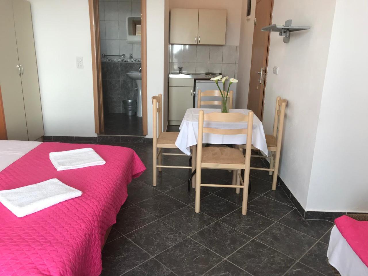 Apartments Radosevic Ulcinj Eksteriør billede